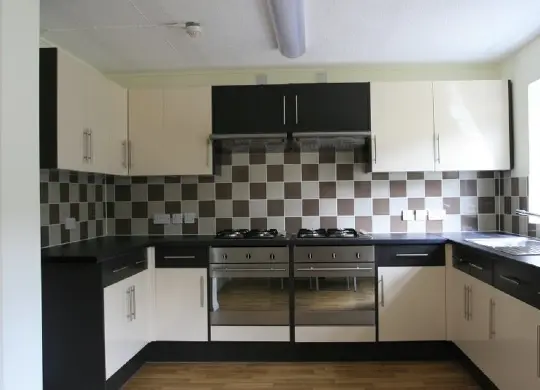 Auf Klassenfahrt mit HEROLÉ: University of Kent Accomodation Küche in Canterbury.