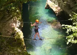 Canyon Park in der Toskana Auf Klassenfahrt mit HEROLÉ: Canyon Park in der Toskana