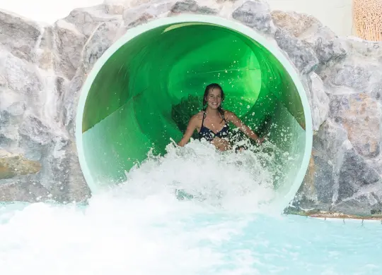 Aqua Mundo im Centerparcs Park De Haan Auf Klassenfahrt mit HEROLÉ: Badespaß im Centerparcs Park De Haan