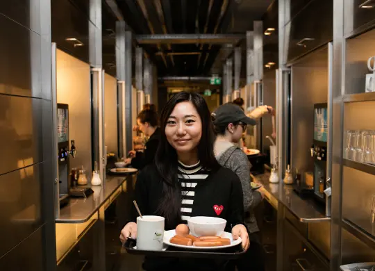 Auf Klassenfahrt mit HEROLÉ: Frühstück im Clink Noord in Amsterdam.