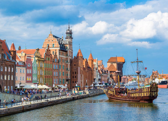 Hafen in Danzig Auf Klassenfahrt mit HEROLÉ: Hafen in Danzig.