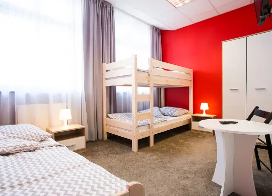 Hostel Moon in Danzig  Auf Klassenfahrt mit HEROLÉ: Hostel Moon in Danzig.