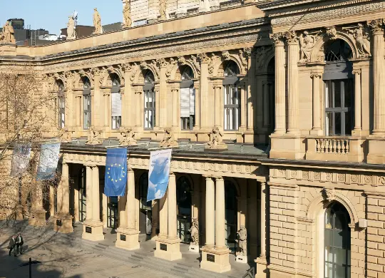 Auf Klassenfahrt mit HEROLÉ: Deutsche Börse in Frankfurt