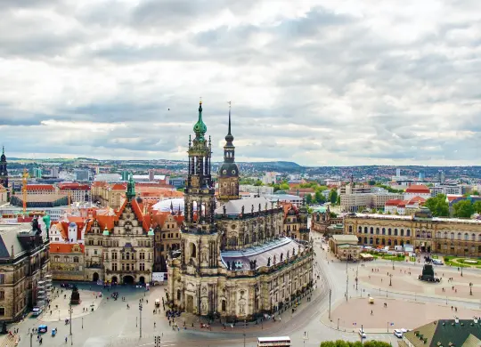 Auf Klassenfahrt mit HEROLÉ: Die Hofkirche in Dresden