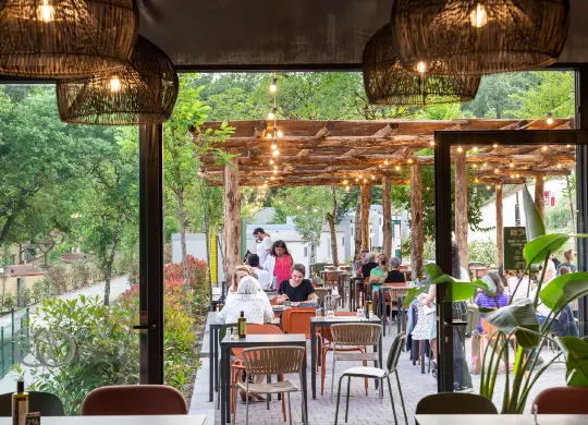 Auf Klassenfahrt mit HEROLÉ: Restaurantbereich im hu Firenze Certosa Camping, Florenz