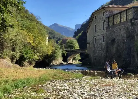 Auf Klassenfahrt mit HEROLÉ: Flußprojekt in der Toskana
