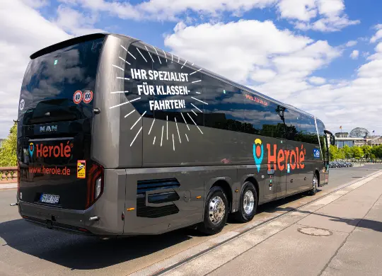 Herole Bus Auf Klassenfahrt mit HEROLÉ: Sicher ans Ziel mit dem HEROLÉ Bus
