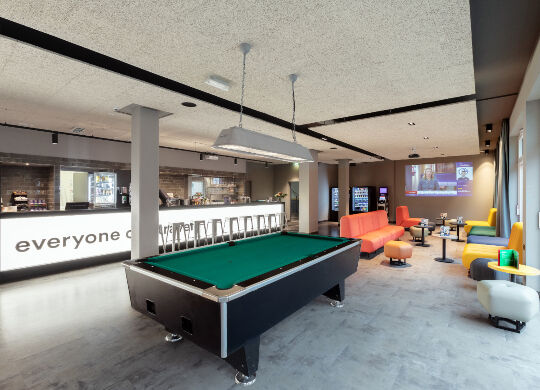 Klassenfahrt Berlin - Freizeitmöglichkeiten im a&o Berlin Hauptbahnhof Auf Klassenfahrt mit HEROLÉ: Freizeitmöglichkeiten im a&o Berlin Hauptbahnhof