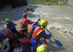Fun-Rafting auf der Salzach im Salzburger Land Auf Klassenfahrt mit HEROLÉ: Fun-Rafting auf der Salzach im Salzburger Land