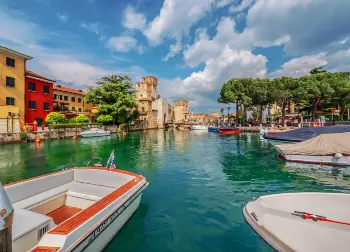 Auf Klassenfahrt mit HEROLÉ: Sirmoine am Gardasee Südufer.