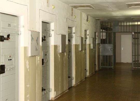 Gedenkstätte Hohenschönhausen in Berlin  Auf Klassenfahrt mit HEROLÉ: Gedenkstätte Hohenschönhausen in Berlin.