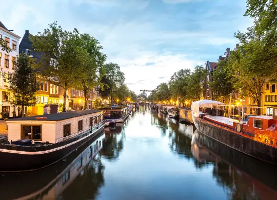 Auf Klassenfahrt mit HEROLÉ: Grachten in Amsterdam