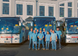 Unsere Busfahrer für Ihre Klassenfahrt Auf Klassenfahrt mit HEROLÉ: Fahren Sie mit unseren Busfahrern an ihr gewünschtes Reiseziel
