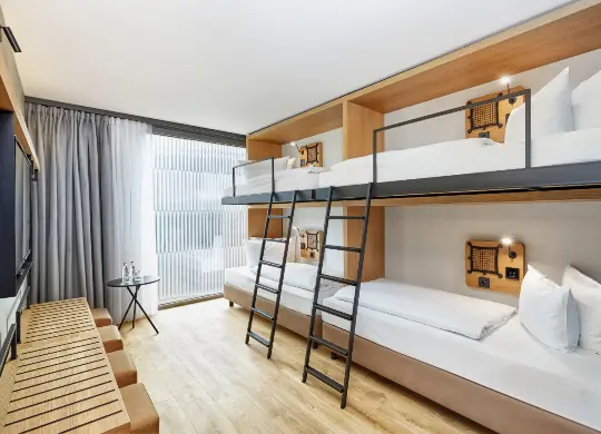 Auf Klassenfahrt mit HEROLÉ: Leipzig im H2 Hotel