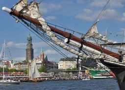 Klassenfahrten Hamburg - Hafen Klassenfahrten Hamburg - Hafengeburtstag