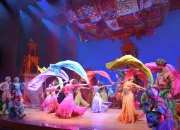 Auf Klassenfahrt mit HEROLÉ: Musical Disney's Aladdin in Hamburg.
