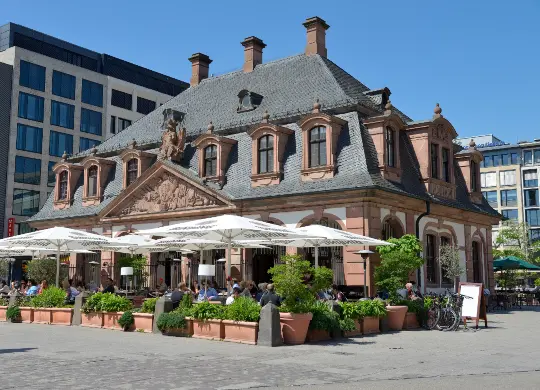 Auf Klassenfahrt mit HEROLÉ: Hauptwache in Frankfurt