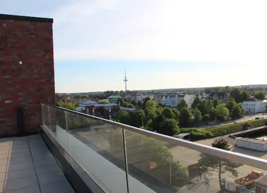 Auf Klassenfahrt mit HEROLÉ: Havenhostel - Ausblick von der Dachterrasse in Cuxhaven