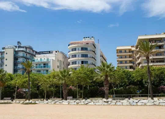 Auf Klassenfahrt mit HEROLÉ: Hotel Haromar, unweit des Strandes von Callela.