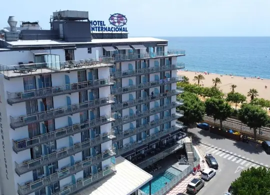 Auf Klassenfahrt mit HEROLÉ: Hotel Internacional in Calella / Katalonien