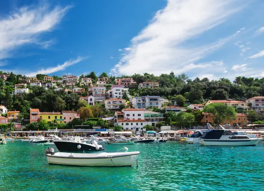 Auf Klassenfahrt mit HEROLÉ: Blick auf die Küste in Istrien.