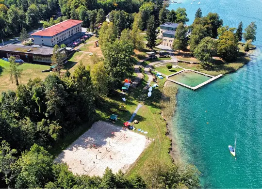 Auf Klassenfahrt mit HEROLÉ: Vogesperspektive des Jugendgästehaus Cap Wörth in Velden / Kärnten