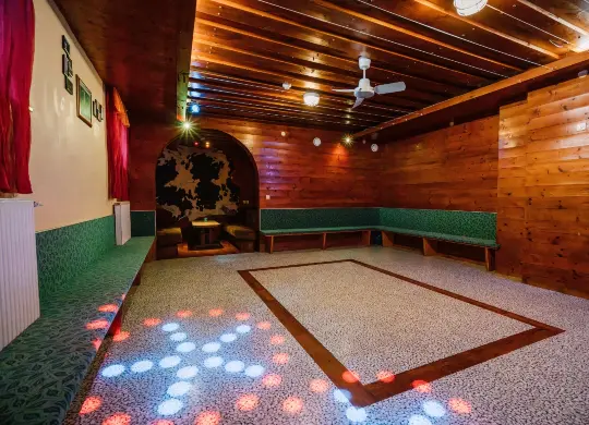 Auf Klassenfahrt mit HEROLÉ: Disko-Raum im Jugendgästehaus Peilsteinhof