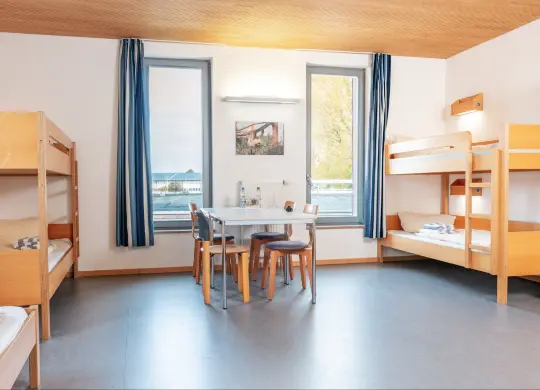 Auf Klassenfahrt mit HEROLÉ:  Zimmerbeispiel in der Jugendherberge Heidelberg International.