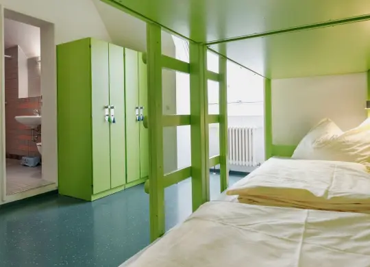 Auf Klassenfahrt mit HEROLÉ: Vierbettzimmer in der JH Lindau am Bodensee