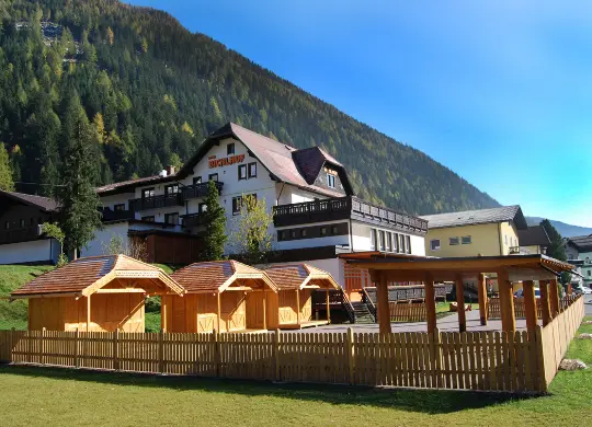 Jugendsporthaus Ankogel in Mallnitz / Kärnten Auf Klassenfahrt mit HEROLÉ: Jugendsporthaus Ankogel in Mallnitz / Kärnten