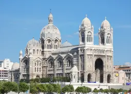 Auf Klassenfahrt mit HEROLÉ: Kathedrale von Marseille