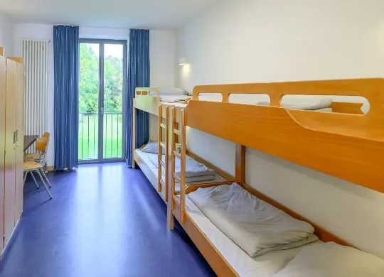 Auf Klassenfahrt mit HEROLÉ: Vierbettzimmer in der Jugendherberge Konstanz am  Bodensee