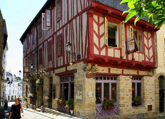 Vannes in der Bretagne Auf Klassenfahrt mit HEROLÉ: Vannes in der Bretagne.