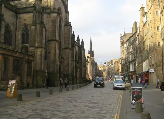 Auf Klassenfahrt mit HEROLÉ: Royal Mile in Edinburgh.