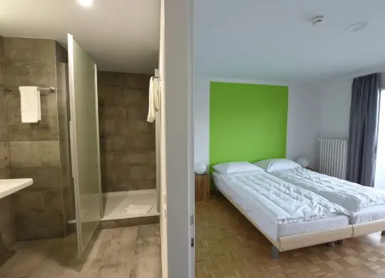 Auf Klassenfahrt mit HEROLÉ: Nyon Hostel - Doppelzimmer ensuite bei Genf