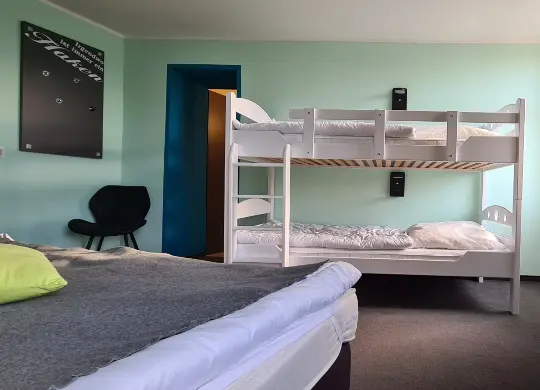 Auf Klassenfahrt mit HEROLÉ: Zimmerbeispiel im Harz Hostel in Wernigerode