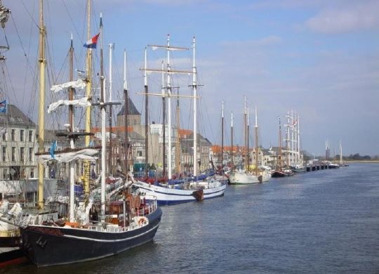 Klassenfahrten am Ijsselmeer Kampen Auf Klassenfahrt mit HEROLÉ: Klassenfahrten am Ijsselmeer Kampen.