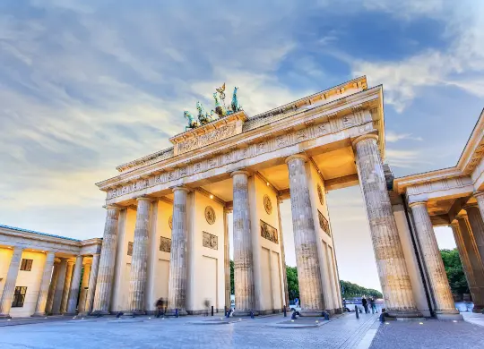Auf Klassenfahrt mit HEROLÉ: Besuchen Sie das Brandenburger Tor in Berlin