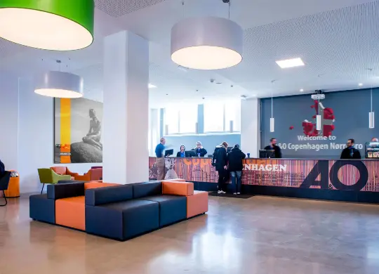 A&O Hostel Rezeption in Kopenhagen Auf Klassenfahrt mit HEROLÉ: A&O Hostel Rezeption in Kopenhagen