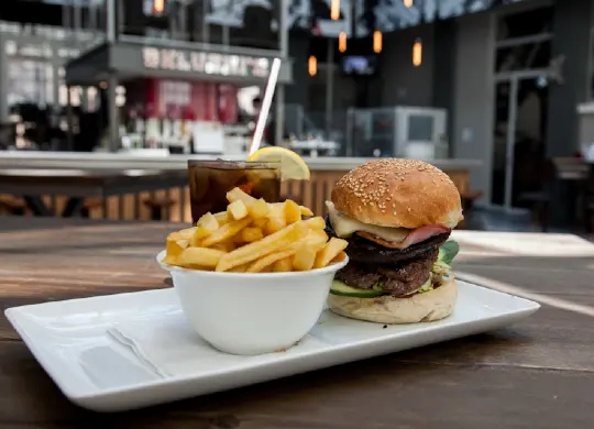 Auf Klassenfahrt mit HEROLÉ: St. Christophers Inn Gare du Nord in Paris.