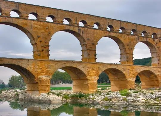 Auf Klassenfahrt mit HEROLÉ: Pont du Gard in der Provence.
