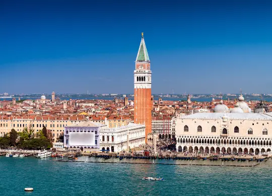 Blick auf der Zentrum in Venedig Auf Klassenfahrt mit HEROLÉ: Besichtigen Sie auch das Zentrum von Venedig