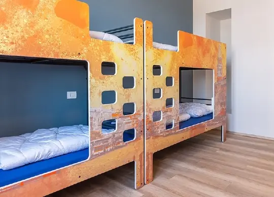 Auf Klassenfahrt mit HEROLÉ: AO Hostel Mestre Zimmerbeispiel in Venedig