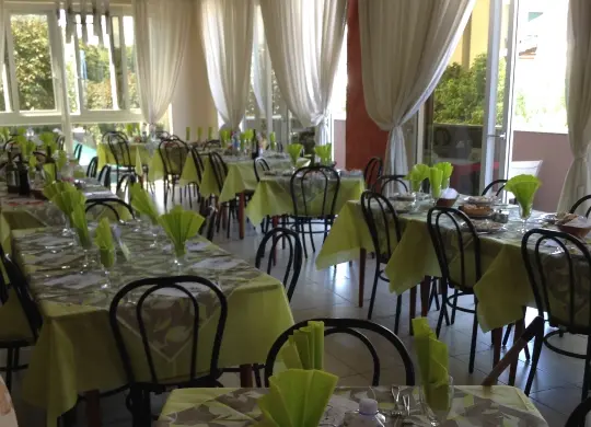 Auf Klassenfahrt mit HEROLÉ: Restaurant vom Hotel Playa an der Adria