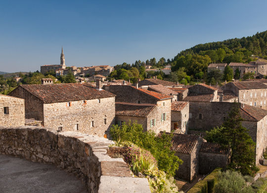 Banne in Ardèche Auf Klassenfahrt mit HEROLÉ: Banne in Ardèche.
