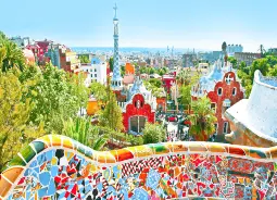 Park Güell in Barcelona  Auf Klassenfahrt mit HEROLÉ: Park Güell in Barcelona.