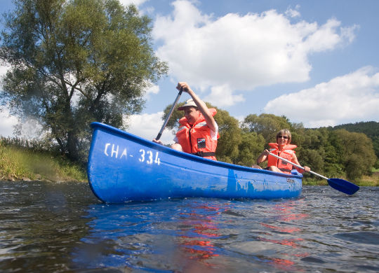 Auf Klassenfahrt mit HEROLÉ: Kanutour im bayerischen Wald.