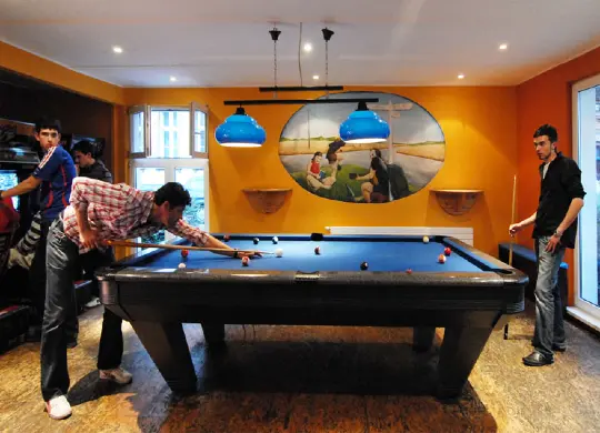 Auf Klassenfahrt mit HEROLÉ: A&O Friedrichshain B1 in Berlin.