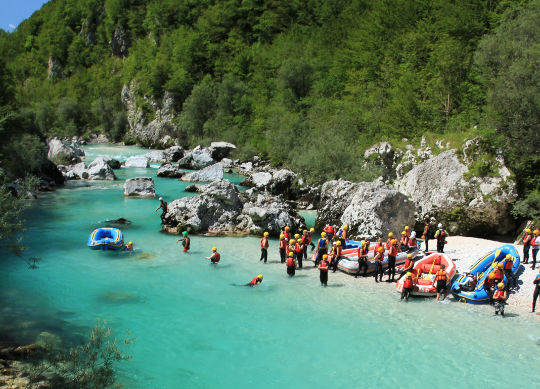 Wassersport in den Julischen Alpen in Bovec Auf Klassenfahrt mit HEROLÉ: Wassersport in den Julischen Alpen in Bovec.