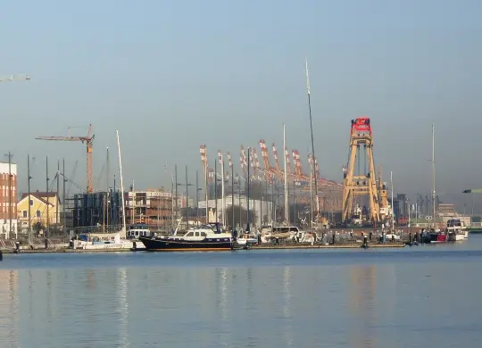 Auf Klassenfahrt mit HEROLÉ: Hafen von in Bremerhaven.